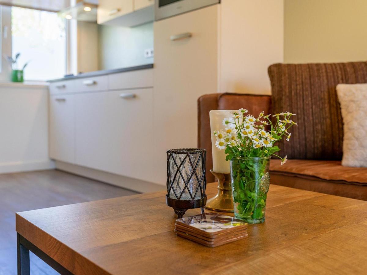 Tiny House Kuifmees Villa Hulshorst ภายนอก รูปภาพ